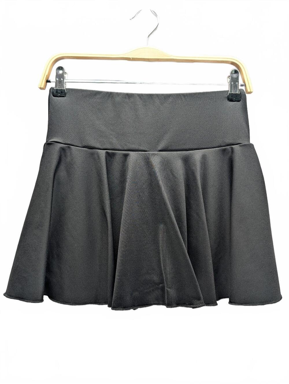 Black Athletic Skater Skirt with Built-in Shorts USA small